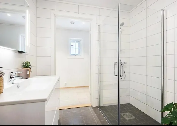 Les Homes - Modern & Cozy Near Oslo Airport Δωμάτια σε οικογενειακή κατοικία Nannestad