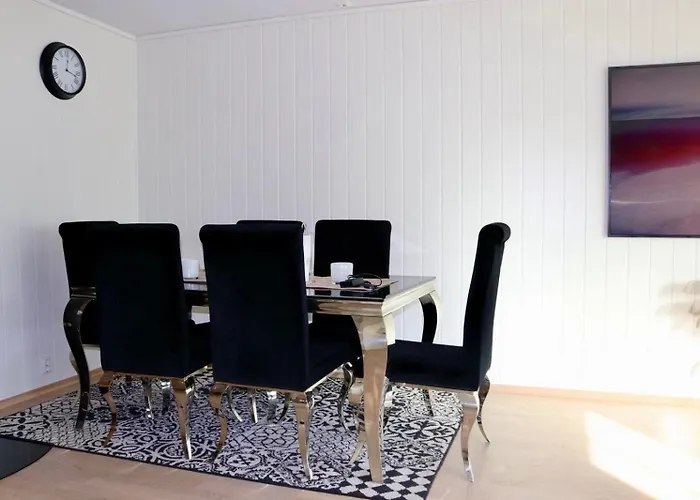 Les Homes - Modern & Cozy Near Oslo Airport